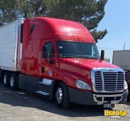 2014 Cascadia Freightliner Semi Truck California for Sale