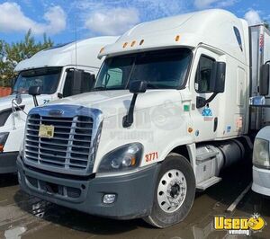 2014 Cascadia Freightliner Semi Truck Florida for Sale