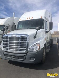 2014 Cascadia Freightliner Semi Truck Montana for Sale