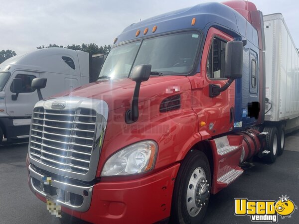 2014 Cascadia Freightliner Semi Truck New Jersey for Sale