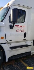 2014 Cascadia Freightliner Semi Truck Under Bunk Storage Illinois for Sale