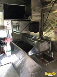 2014 Cc550 Kitchen Food Truck All-purpose Food Truck Microwave Texas Gas Engine for Sale