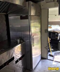2014 Cc550 Kitchen Food Truck All-purpose Food Truck Upright Freezer Texas Gas Engine for Sale
