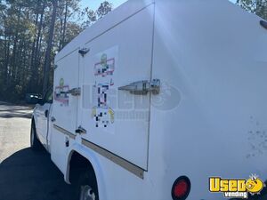 2014 Delivery Truck Catering Food Truck Spare Tire Mississippi Gas Engine for Sale