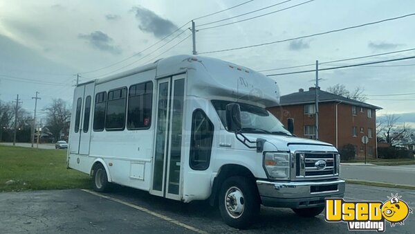 2014 E-350 Food Truck All-purpose Food Truck Ohio Gas Engine for Sale