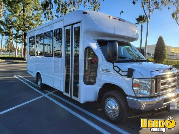 2014 E-350 Party Bus Party Bus California Gas Engine for Sale
