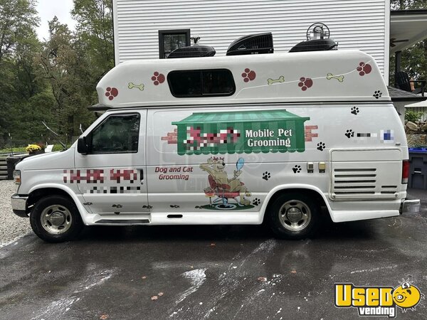 2014 E-350 Pet Grooming Truck Pet Care / Veterinary Truck Massachusetts for Sale