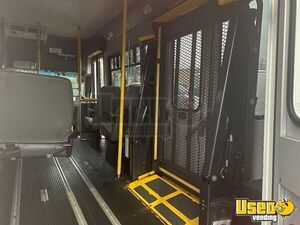 2014 E-350 Shuttle Bus Shuttle Bus 18 New Jersey Gas Engine for Sale