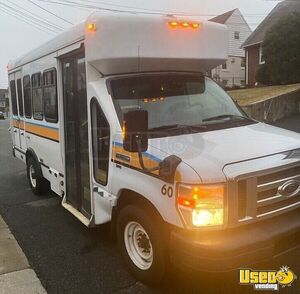 2014 E-350 Shuttle Bus Shuttle Bus Gas Engine New Jersey Gas Engine for Sale