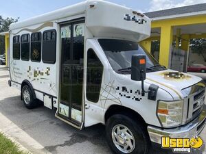 2014 E350 Mobile Hair & Nail Salon Truck Florida Gas Engine for Sale