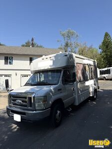 2014 E350 Pet Care / Veterinary Truck Floor Drains California Gas Engine for Sale