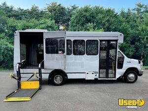 2014 E450 Shuttle Bus Sound System New York Gas Engine for Sale