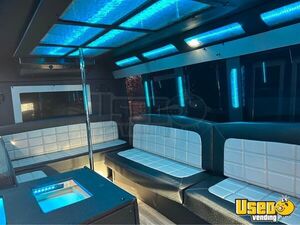 2014 Express Cutaway Party Bus Transmission - Automatic Texas Diesel Engine for Sale
