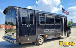 2014 Express Cutaway Shuttle Bus Shuttle Bus Diesel Engine Texas Diesel Engine for Sale