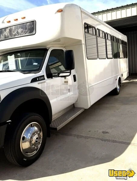 2014 F550 Party / Gaming Trailer Texas for Sale