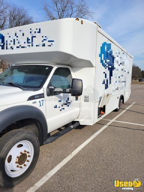 2014 F550 Rv Body Mobile Clinic Michigan Gas Engine for Sale