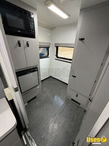 2014 F550 Rv Turtletop Mobile Clinic Gas Engine Michigan Gas Engine for Sale