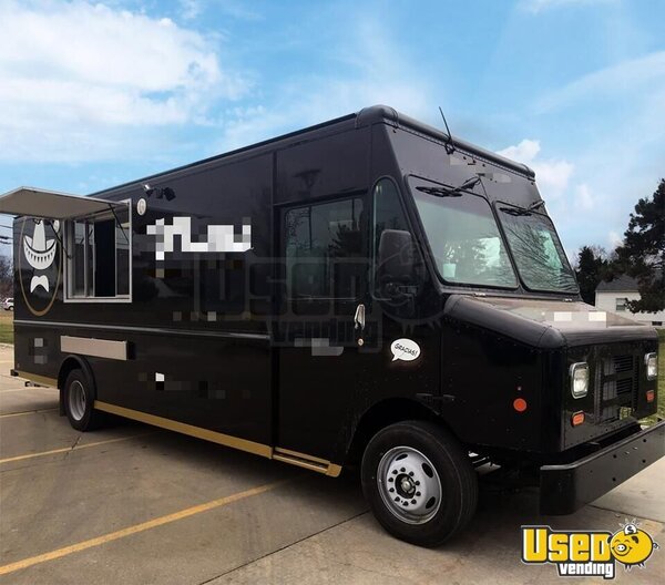 2014 F59 Step Van Kitchen Food Truck All-purpose Food Truck Michigan Gas Engine for Sale