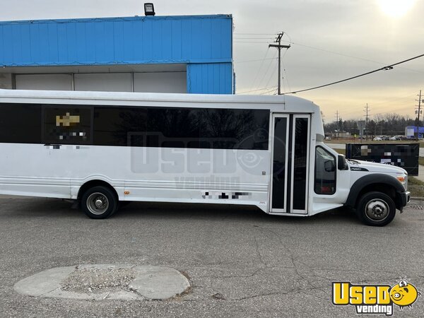 2014 Ford F-550 Party Bus Michigan for Sale
