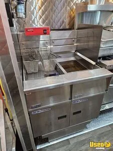 2014 Gooseneck Kitchen Food Trailer Oven Wisconsin for Sale