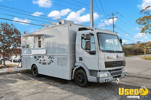 2014 K270 Kitchen And Catering Food Truck All-purpose Food Truck Concession Window Massachusetts Diesel Engine for Sale