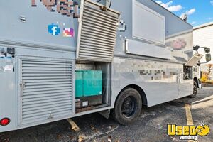 2014 K270 Kitchen And Catering Food Truck All-purpose Food Truck Stovetop Massachusetts Diesel Engine for Sale