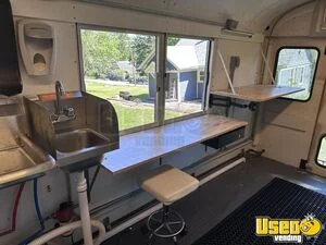 2014 Maxxforce All-purpose Food Truck Slide-top Cooler New York Diesel Engine for Sale