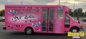 2014 Mobile Hair & Nail Salon Truck Air Conditioning New York Gas Engine for Sale