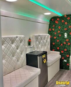 2014 Mobile Hair Salon Truck Mobile Hair Salon Truck Air Conditioning Texas Diesel Engine for Sale