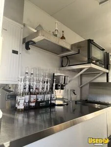 2014 Npr Coffee & Beverage Truck Diamond Plated Aluminum Flooring Arizona Diesel Engine for Sale