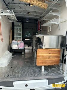2014 Nv2500 All-purpose Food Truck Diamond Plated Aluminum Flooring Washington Gas Engine for Sale