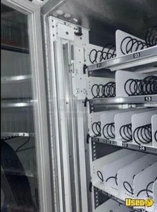 2014 Seaga Vending Combo 8 Indiana for Sale