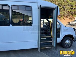 2014 Shuttle Bus Shuttle Bus Wheelchair Lift Georgia Gas Engine for Sale