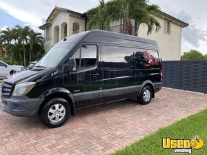 2014 Sprinter High Roof Pet Care / Veterinary Truck Air Conditioning Florida Diesel Engine for Sale