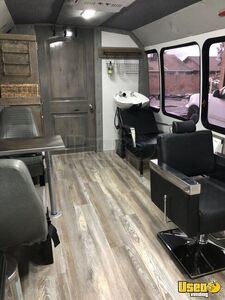 2014 Superduty Econoline E-450 Mobile Hair & Nail Salon Truck Hot Water Heater California Gas Engine for Sale