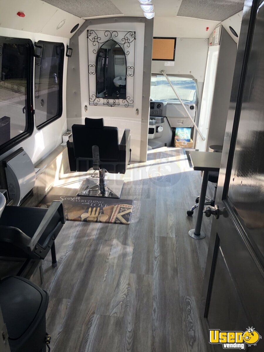2014 Ford Elkhart Coach E450 Super Duty Luxury Mobile Salon for Sale