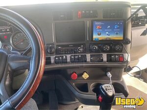 2014 T680 Kenworth Semi Truck 6 Michigan for Sale