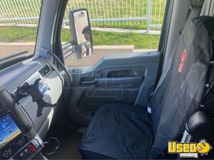 2014 T680 Kenworth Semi Truck 8 Michigan for Sale
