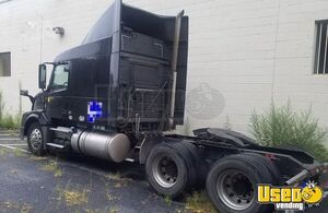 2014 Vnl Volvo Semi Truck 4 New Jersey for Sale