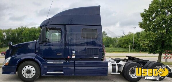 2014 Vnl Volvo Semi Truck Wisconsin for Sale