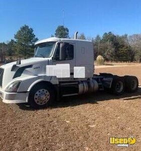 2014 Volvo Semi Truck 2 North Carolina for Sale