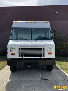 2014 Work Horse All-purpose Food Truck Concession Window Ohio Gas Engine for Sale