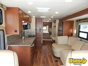 2015 29um Precept Rv Motorhome Bus Motorhome 39 Indiana Gas Engine for Sale