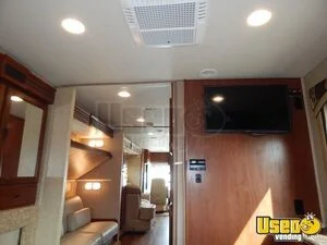 2015 29um Precept Rv Motorhome Bus Motorhome 41 Indiana Gas Engine for Sale
