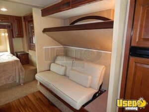 2015 29um Precept Rv Motorhome Bus Motorhome 43 Indiana Gas Engine for Sale