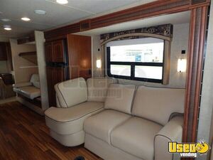 2015 29um Precept Rv Motorhome Bus Motorhome 44 Indiana Gas Engine for Sale