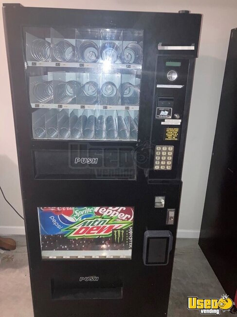 2015 368mdb Seaga Vending Combo Georgia for Sale