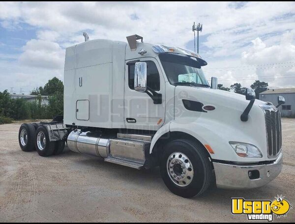 2015 579 Peterbilt Semi Truck Texas for Sale