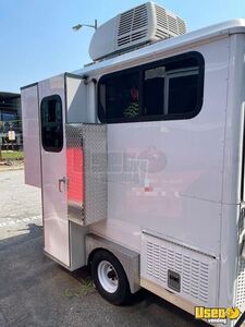 2015 650 Food Concession Trailer Kitchen Food Trailer Air Conditioning Virginia for Sale