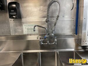 2015 All Purpose Food Truck All-purpose Food Truck Prep Station Cooler Ontario Diesel Engine for Sale